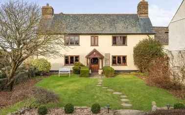 House For Sale in Rooty Cross, North Devon, England