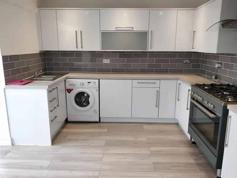 3 Bedroom House To Let - Available May 2025