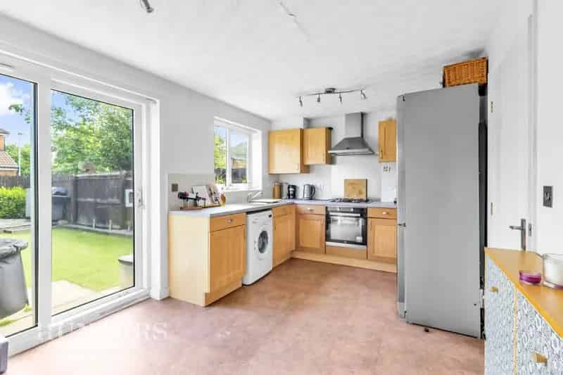 3 Bedroom House For Sale 766 SQ FT