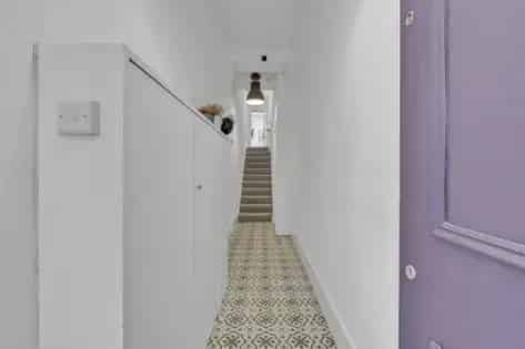1 room flat of 209 m² in London