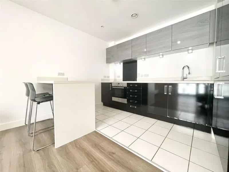 1 Bedroom Apartment for Sale