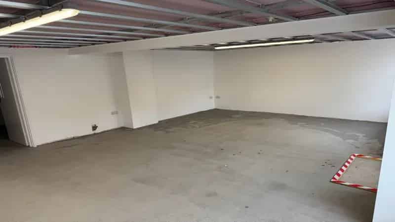 Beaconsfield Old Town Retail Space To Let 443 sq ft