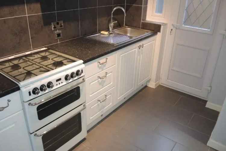 Two Bedroom Mid Terrace House - Freehold - Old Swan