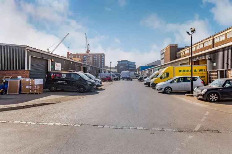 Refurbished Industrial Unit near Earlsfield