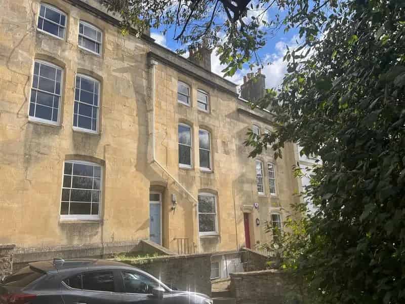 4 Bedroom House for Sale