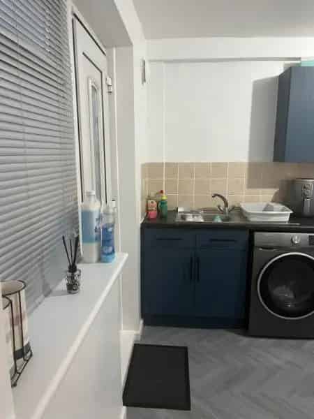 2 Bedroom House Near Brockley Whins Good Transport Links