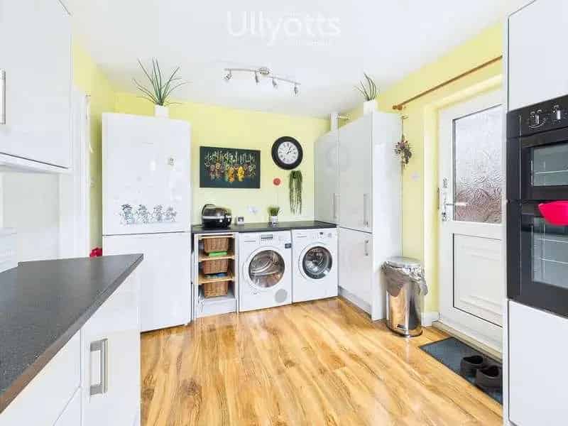 3 Bed Detached Bungalow For Sale