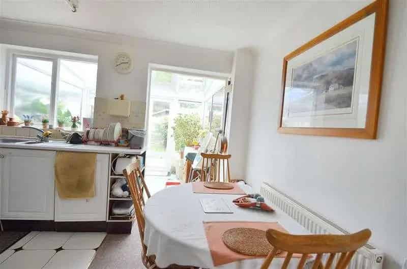 2 Bed House for Sale Falmouth Close to Amenities and Schools