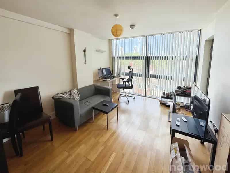 2 Bedroom Flat Liverpool City Centre