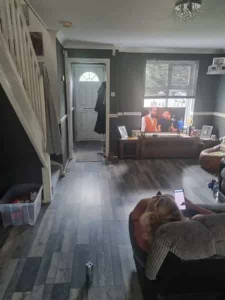 3 Bed House with Garden Garage and Driveway