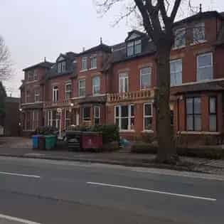 2 Bedroom Flat Manchester Ground Floor Newly Refurbished