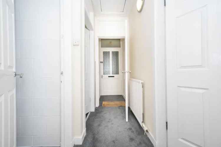 2-Bed Top Floor Flat For Sale - Newly Upgraded