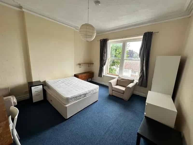 3 Bedroom Ground Floor Flat to Rent