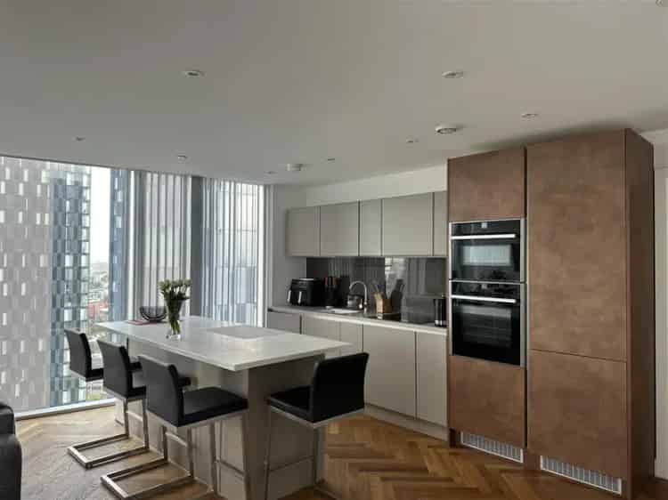 2 Bedroom Apartment Deansgate Square Luxury City Living