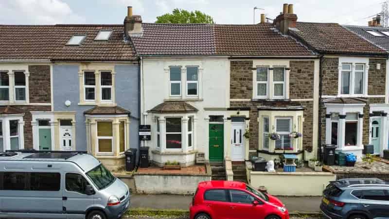 2 Bedroom Terrace House Bristol St Annes Park