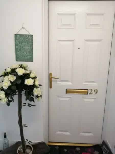 2 Double Bedroom Ground Floor Apartment Near Beach
