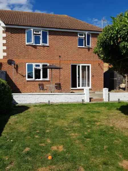 3 Bed Semi Detached House Pets Allowed Medium Garden