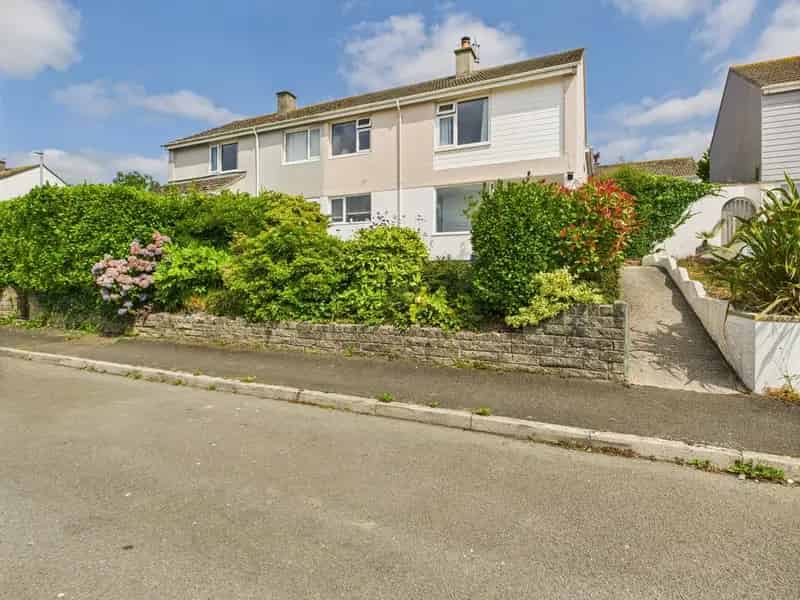 4 Bedroom Semi Detached House For Sale East Looe