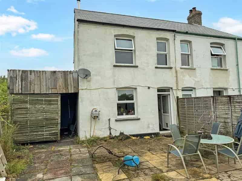2 Bedroom Semi-Detached House For Sale