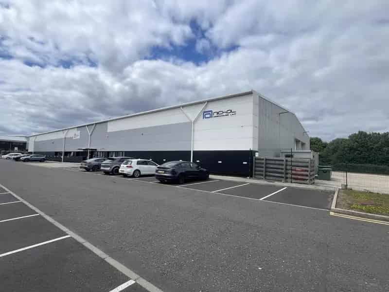 Modern Industrial Unit 2018 Refurbishment Needed