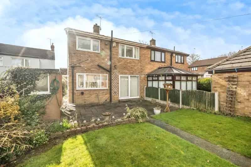 3 Bedroom Semi Detached House for Sale Pontefract