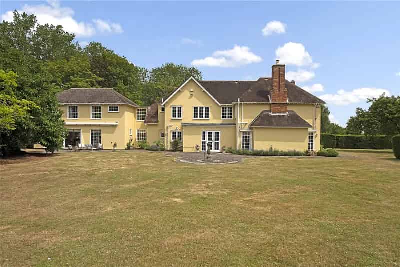 7 Bedroom Detached House 12 Acres Cambridgeshire Countryside