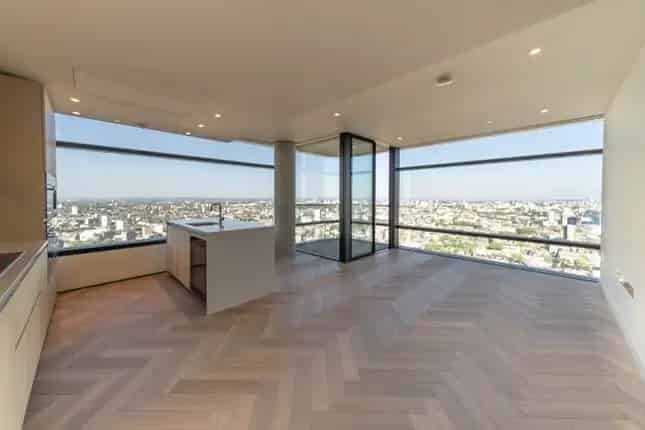 2-Bedroom Apartment for Sale in Principal Tower, City of London