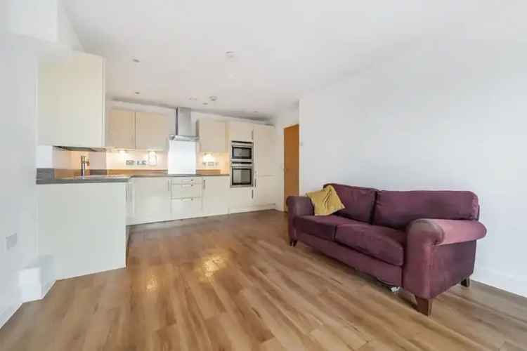 2 Bedroom Flat for Sale near High Barnet Tube Station