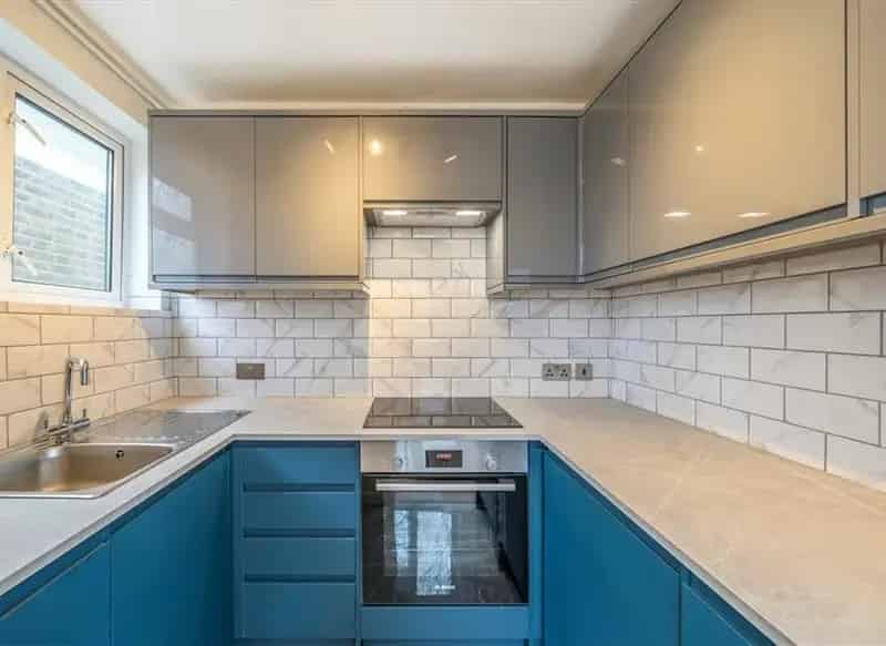 Refurbished 2-Bedroom Apartment Northbourne Road Abbeville Village