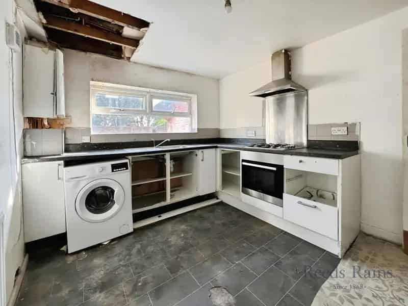 2 Bedroom Mid Terrace House For Sale Liverpool Renovation Project