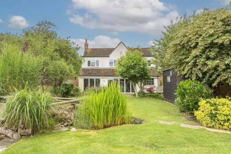 3 Bed Detached House for Sale
