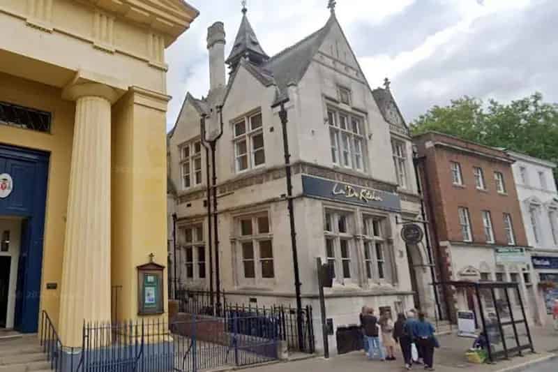 Hereford Cathedral Apartment Two Double Bedrooms Modern En-suite
