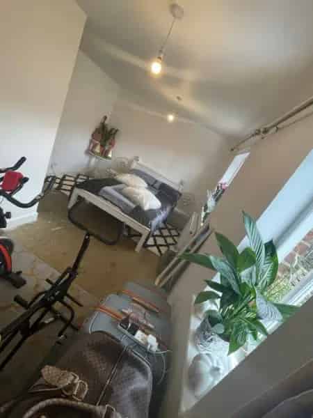Semi Detached House for Sale