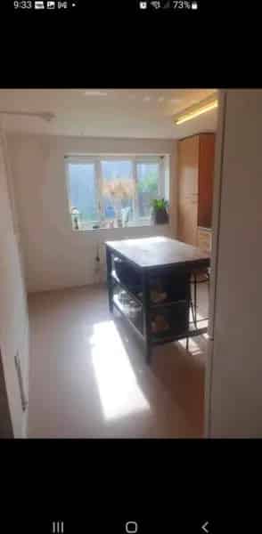 3 Bedroom House in Glastonbury Near Amenities and Schools