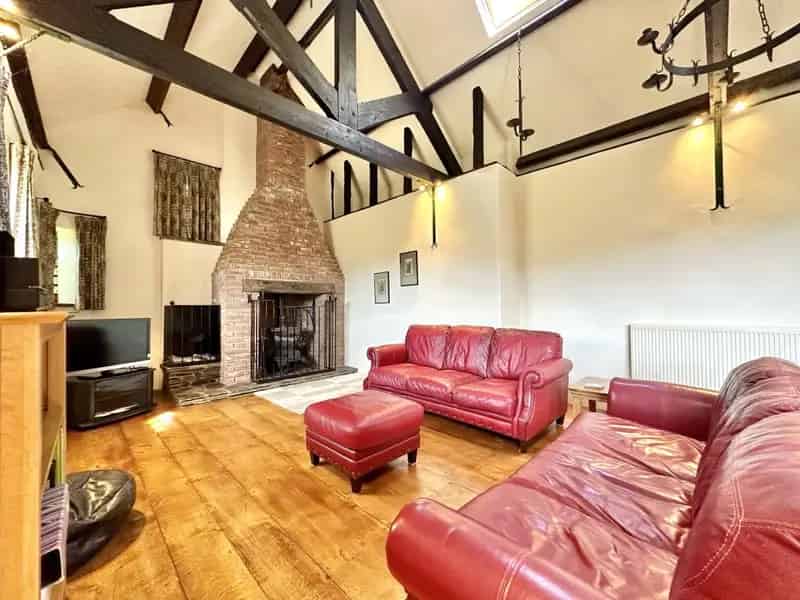Spacious 2-Bed Barn Conversion Mortehoe Devon