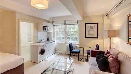 Studio to rent in Fulham Road, London SW3