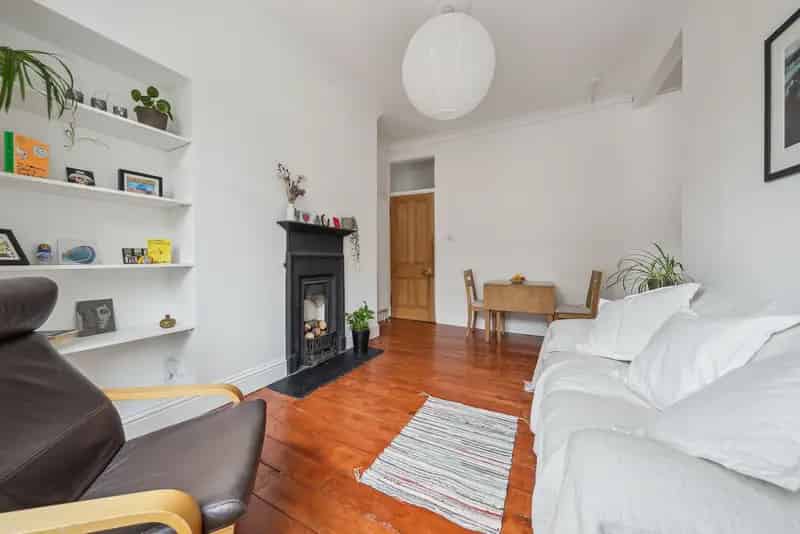Spacious One Bedroom Flat in Battlefield Glasgow