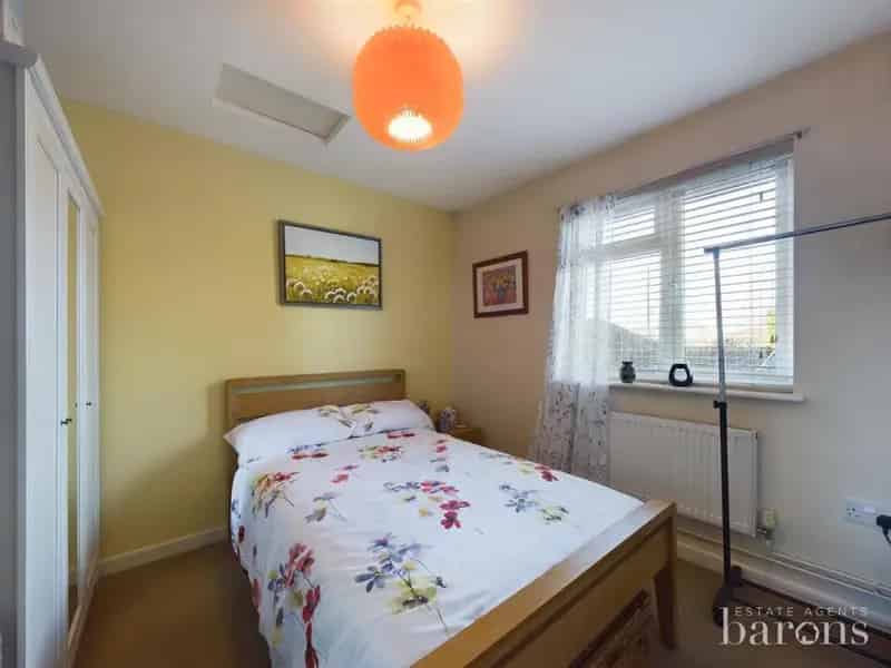 2 Bed Semi-Detached Bungalow for Sale in Cliddesden