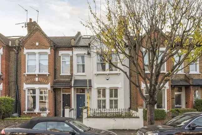 Semi-detached house to rent in Dingwall Road, Earlsfield, London SW18