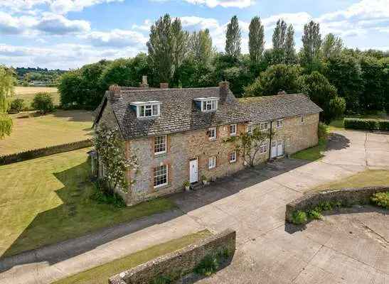 Buckland Marsh, Faringdon, Oxfordshire, SN7 8RD | Property for sale | Savills