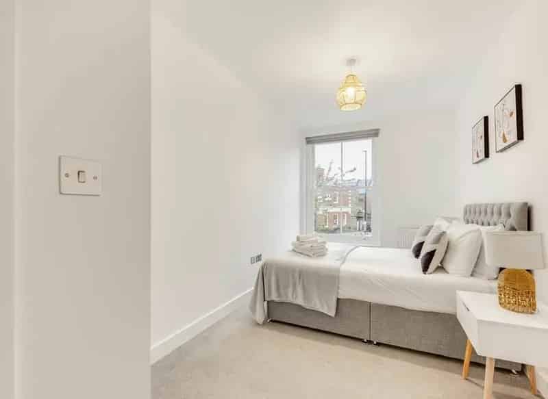 2 Bedroom Apartment with Solar Panels - Charming Village Location