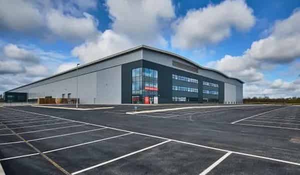 Hinckley 340: Net Zero Industrial Unit with Modern Offices