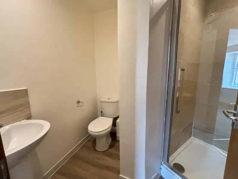 1 bed flat for sale