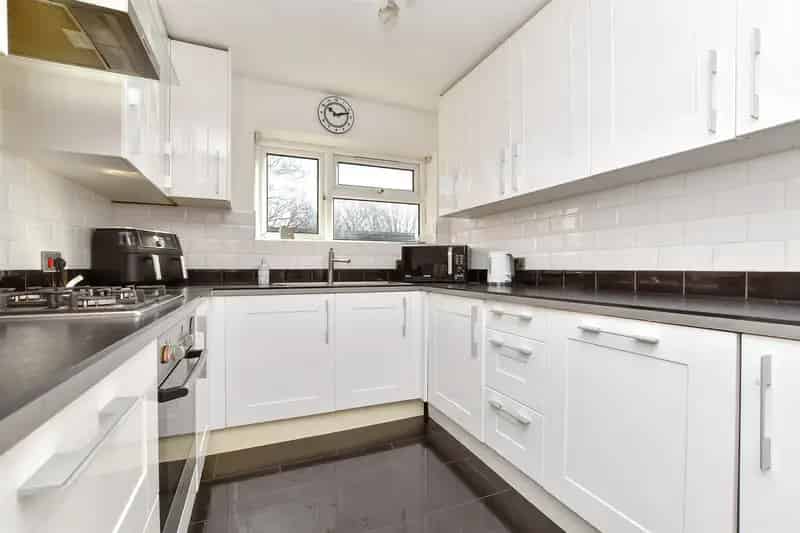 2 Bedroom Apartment for Sale - South Wallington