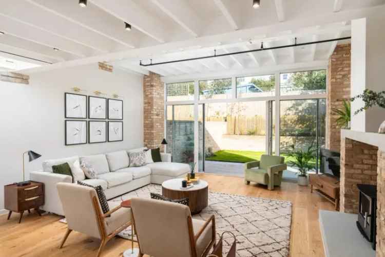 3 Bedroom Semi Detached House For Sale Near Preston Park