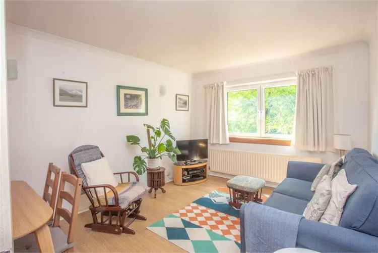 3 Bed Flat Morningside Modern Kitchen Parking