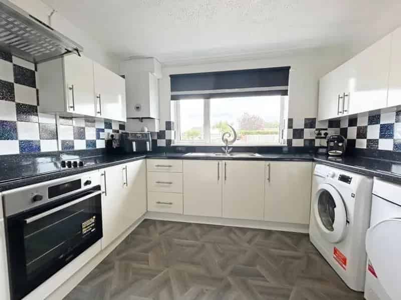 3 Bed Bungalow for Sale Near Beach Golf Course
