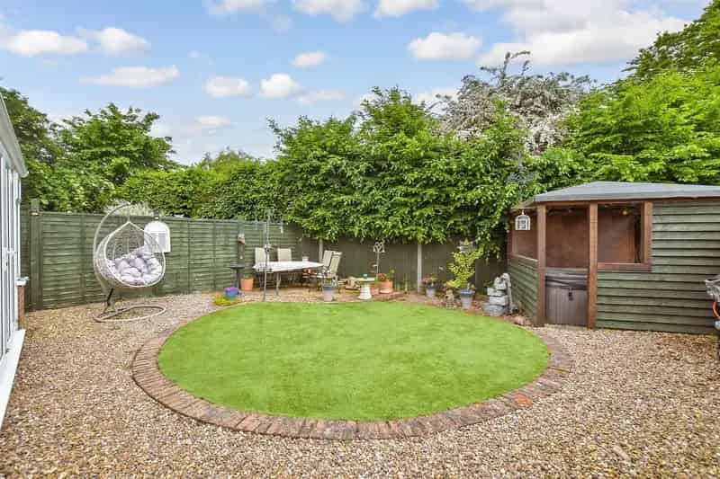 3 Bedroom Link Detached House For Sale