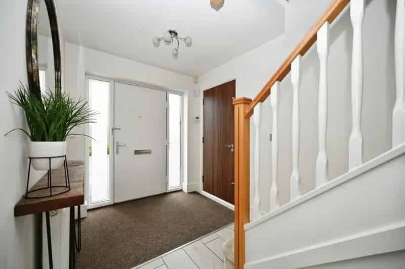 4 Bedroom House For Sale in Apperley Bridge