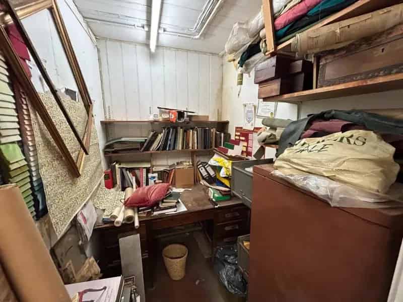 3 Bed Flat for Sale with Shop & Workshops